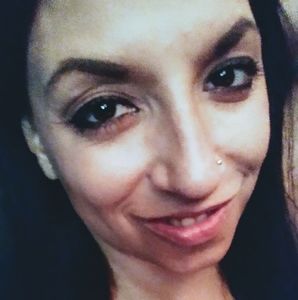 Meet your Posher, Angela